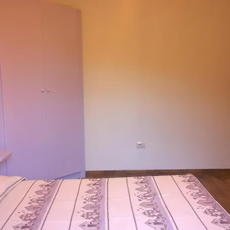 Le Maschere לינה וארוחת בוקר