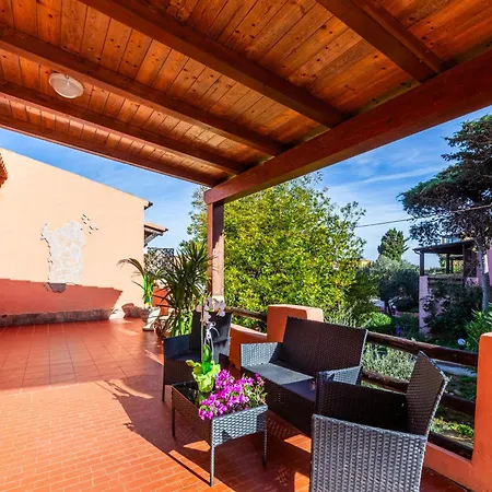 לינה וארוחת בוקר Le Maschere סנטה טרזה גאיורה