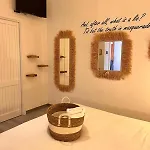 Le Maschere לינה וארוחת בוקר סנטה טרזה גאיורה