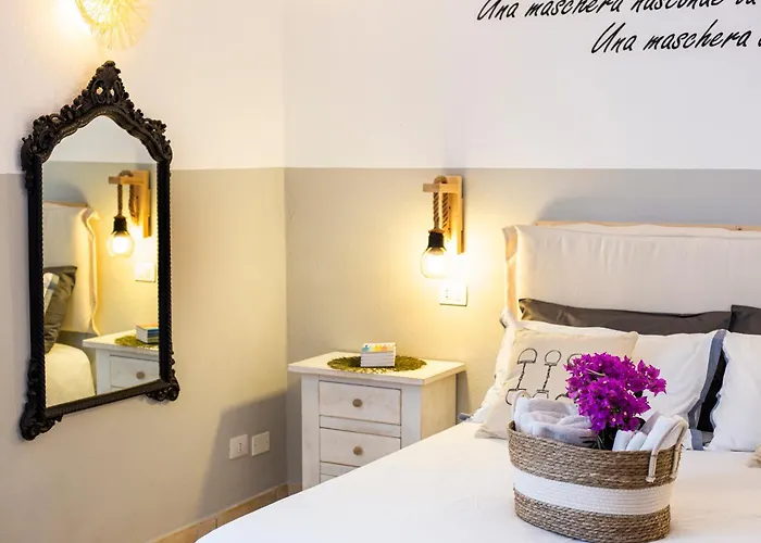 Le Maschere Oda ve Kahvaltı Santa Teresa Gallura