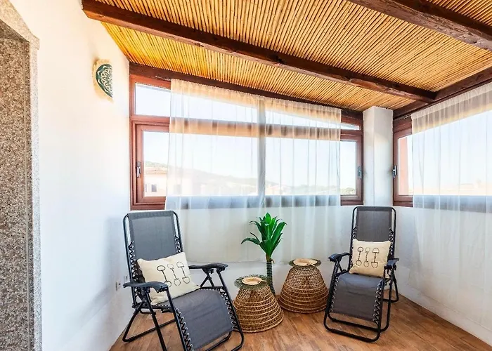 Le Maschere サンタ・テレーザ・ガッルーラ